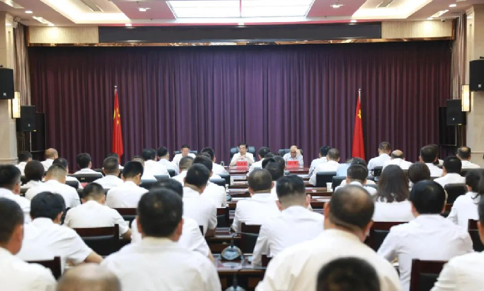 市委召開全市新任職領導干部集體談話會議 亢振峰講話并宣講黨的...